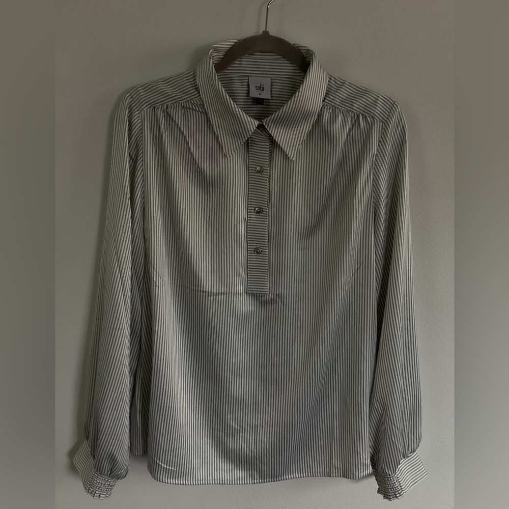 4713 CAbi Classy Blouse